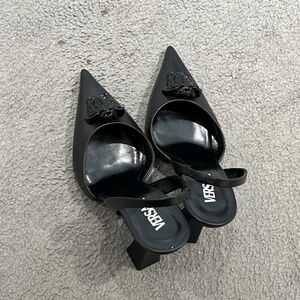 Versace La Medusa Slingback leather heels